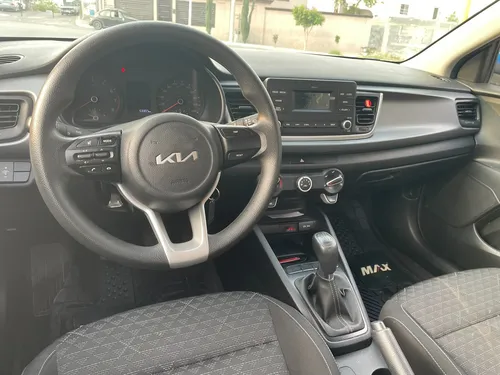 Kia Rio 1.6 L Sedan Mt