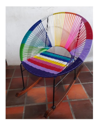 Silla Mecedora En Hierro Y Mimbre Plastico 