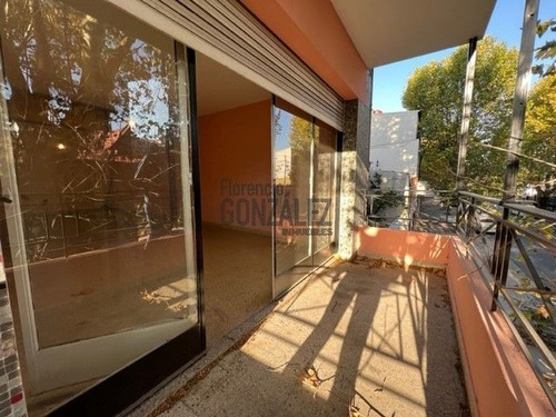 Imagen 19 de 23 de Piso Unico - A Mejorar - Oportunidad