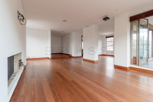 Apartamento En Arriendo/venta En La Cabrera. Cod V6405