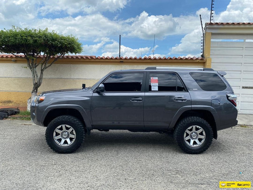 Toyota 4runner Limited 4x4