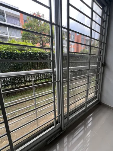 Apartamento En Conjunto Residencial Bosque Real, Valle Del Lili, Al Sur De Cali, Valle
