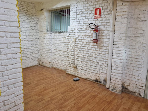 Imagen 9 de 23 de Casa -casa, Próximo 18 De Julio Y Tacuarembó, 248 M2 !!