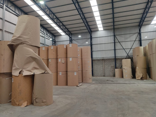 Imagen 3 de 9 de Alquiler Galpón 1000m2 En Pontevedra, Merlo