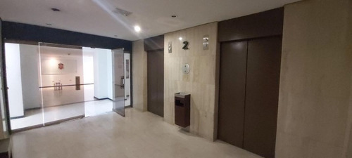 Imagen 2 de 15 de Oficina En Venta La Castellana 22-24043 Eva Castillo 0414.306.72.20
