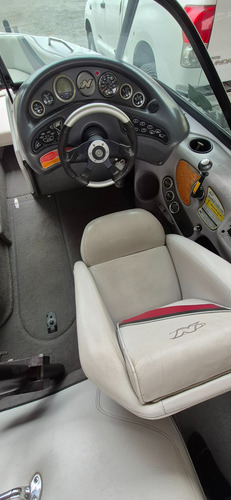 Lancha In-board Ideal Para Esquiar. Y Recreativa