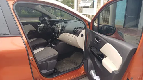 Renault Captur 2.0 Intens Automática