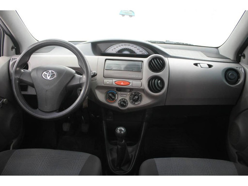 Toyota Etios X 1.3 4p Flex