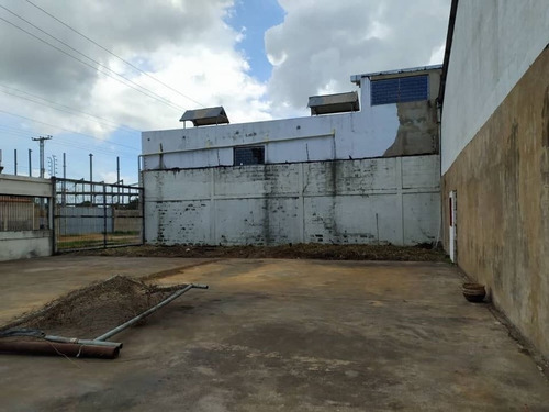 Imagen 4 de 6 de Galpon En Alquiler En Los Pinos Puerto Ordaz