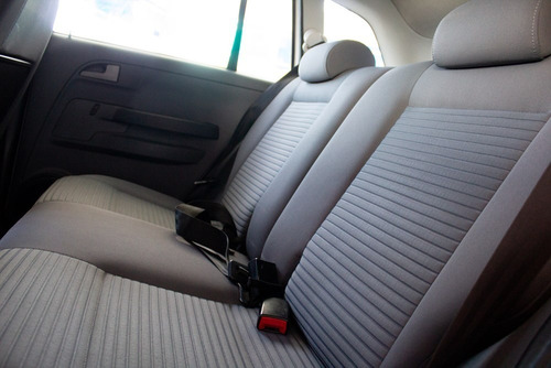 Volkswagen Vw Suran Trendline Gnc 2010 Blanco