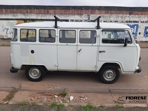 Imagem 4 de 12 de Volkswagen Kombi Vw