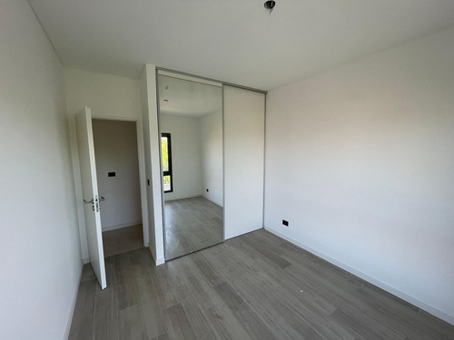 Venta Depto 3 Amb En Caseros Permuta