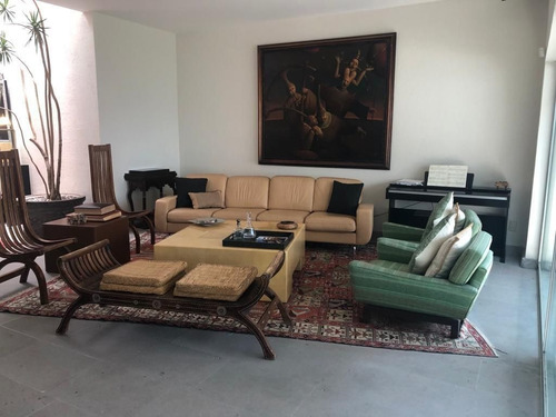 Imagen 5 de 30 de Moderna Casa En Venta, Renta O Renta Con Opción A Compra