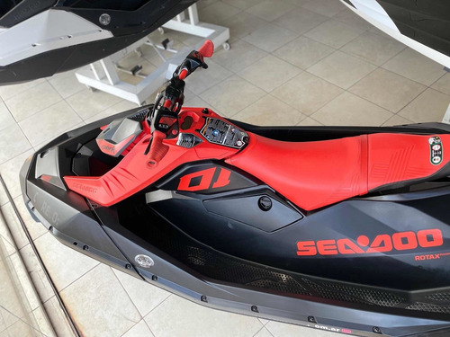 Sea Doo Spark Trixx 2up 8hs Blutooth Año 2022 - Test Drive