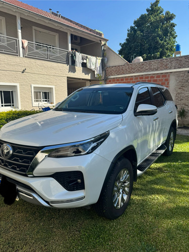 Toyota Hilux SW4 2.8 Srx 177cv 4x4 7as At