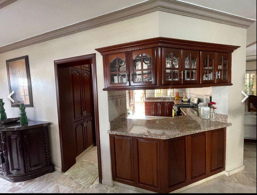Venta De Amplia Casa Ubicada En Los Corales Del Sur Sde
