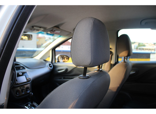 Fiat Punto 1.6 ESSENCE 16V FLEX 4P AUTOMATIZADO