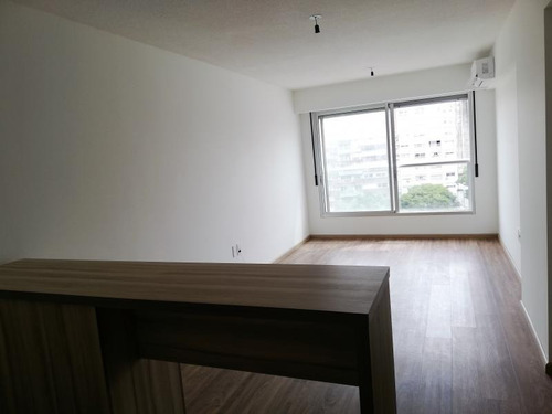 Imagen 1 de 8 de Venta Apartamento Monoambiente Pocitos Edificio Maui
