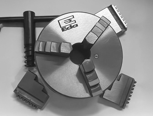 Placa Universal Ferro P/ Torno Fixação Com 3 Castanhas 130mm