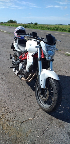 Imagen 1 de 5 de Benelli Tnt