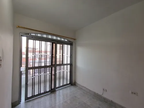 Casa En Venta En La Ceiba. Cod V30302