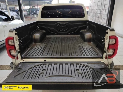 Imagen 11 de 13 de Toyota Hilux Turbo Diesel 4x4
