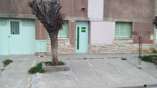 Casa En Venta O Permuta , A Renovar . 