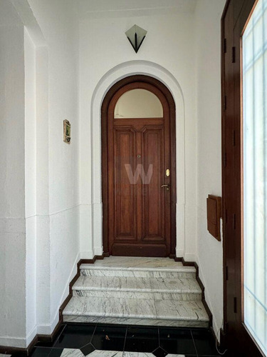 Venta De Casa 4 Dormitorios Servicio Garage Patio Pocitos