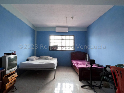 José Trivero Vende Espectacular Local Comercial Ubicado En Zona Centro De Barquisimeto