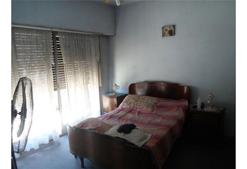 Venta Casa 5 Amb En Lomas Del Mirador Oportunidad
