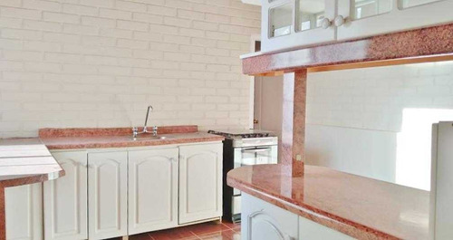 Imagen 8 de 11 de Estupenda Casa De 3 Pisos Estilo Inglés