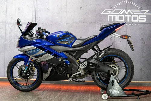 Yamaha R15 2018