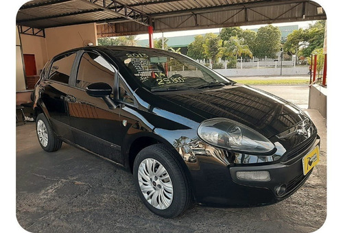 Fiat Punto 1.4 Attractive 8v Flex 4p Manual