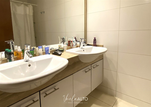 Amplio Departamento En Venta / Dúplex / 1er. Piso La Dehesa