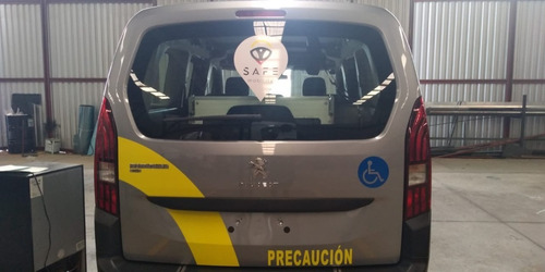 Imagen 4 de 8 de Peugeot Rifter Active 1.6hdi Man 5v Sb (safe Mobility)