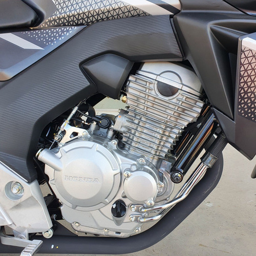 Imagen 12 de 15 de Honda New Cb Twister 250 - Mod. 2023 - Cb Twister 250 2023