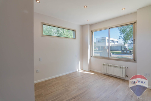 Casas En Venta A Estrenar En Haras Del Sur Ii