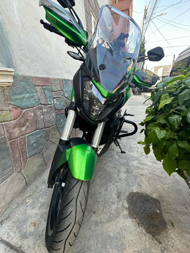 Bajaj Dominar