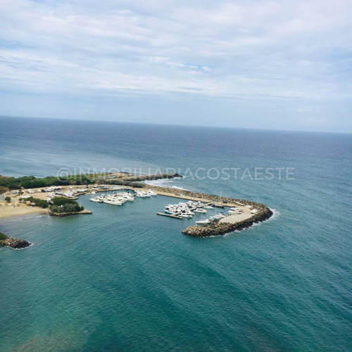 Imagen 10 de 11 de En Venta De Apartamento En Playa Grande Ref 1385