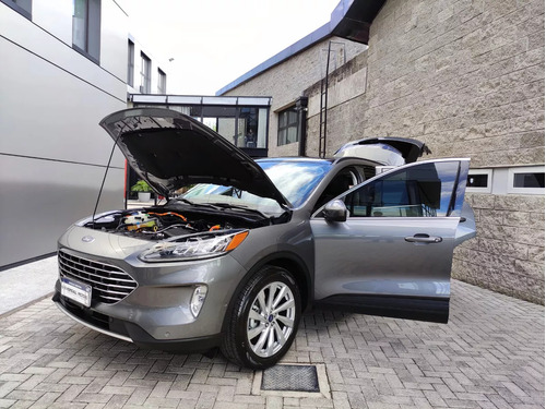 Ford Kuga 2.0 Titanium