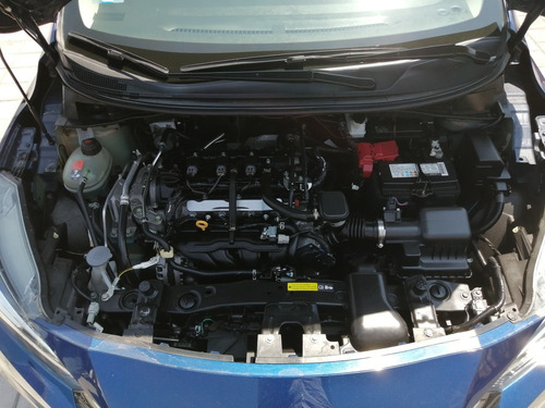 Imagen 4 de 15 de Nissan Versa 2020 1.6 Advance Mt