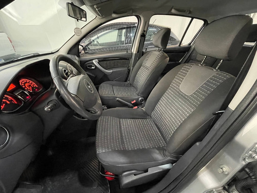 Imagem 3 de 10 de Renault Sandero 1.6 Privilége 16v Flex 4p Automático