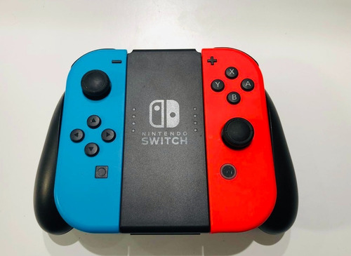 Nintendo Switch 32gb + 2 Juegos + Funda + 1 Semana De Uso