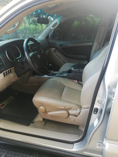 Camioneta 4runner 4x2