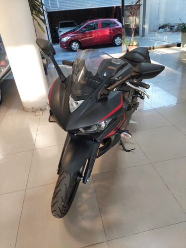 Imagen 4 de 9 de Yamaha R3