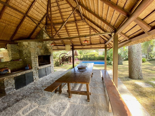 Imagen 15 de 23 de Casa En Pinares 3 Dormitorios Con Piscina Y Parrillero - Punta Del Este Pinares