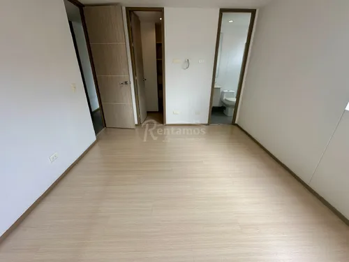 Apartamento En Arriendo En El Esmeraldal. Cod A776053
