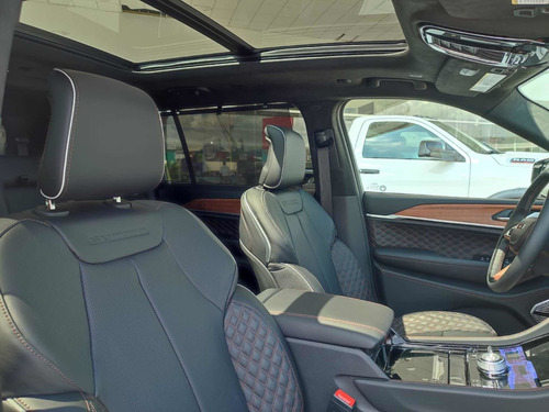 Imagen 5 de 15 de Jeep Grand Cherokee L Summit