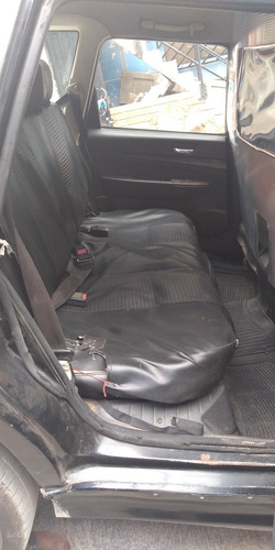 Station Wagon Taxi 2014