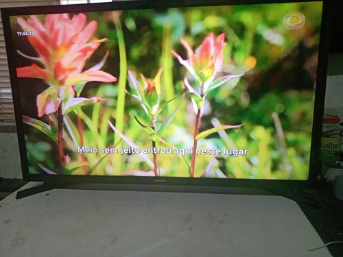Imagem 1 de 7 de Tv De Led 32 Polegadas Smart Com Wi-fi Sansung 
